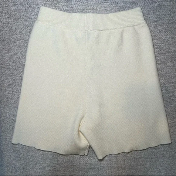 Adanola Crop Top and Biker Shorts Set Cream Size Small - Picture 9 of 14